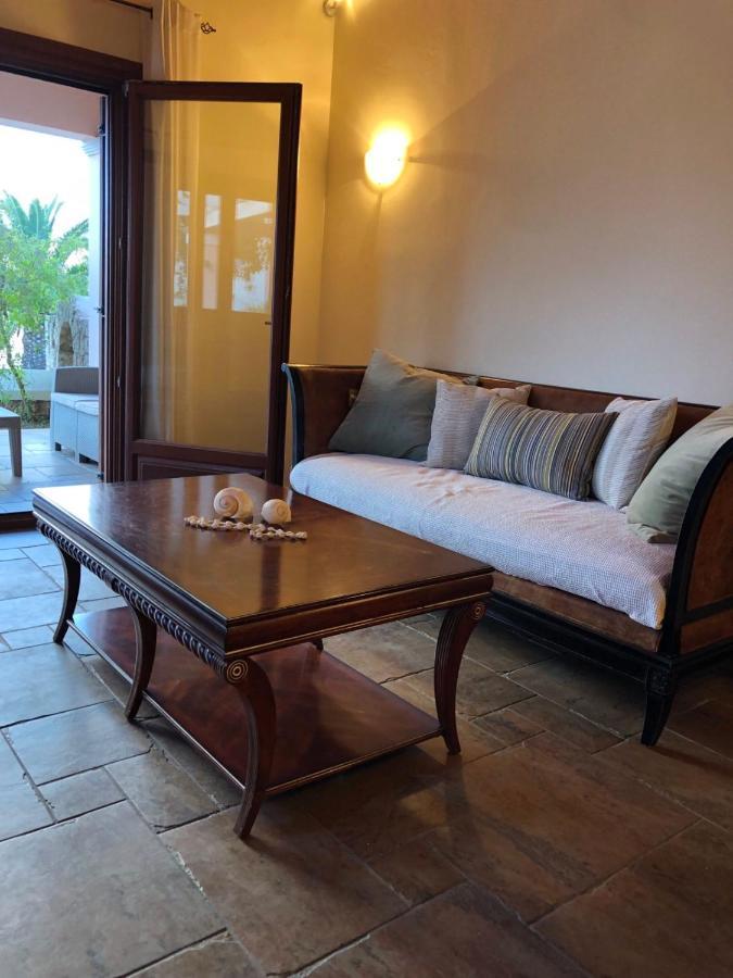 Sunset Bay Villa Porto Cheli Buitenkant foto